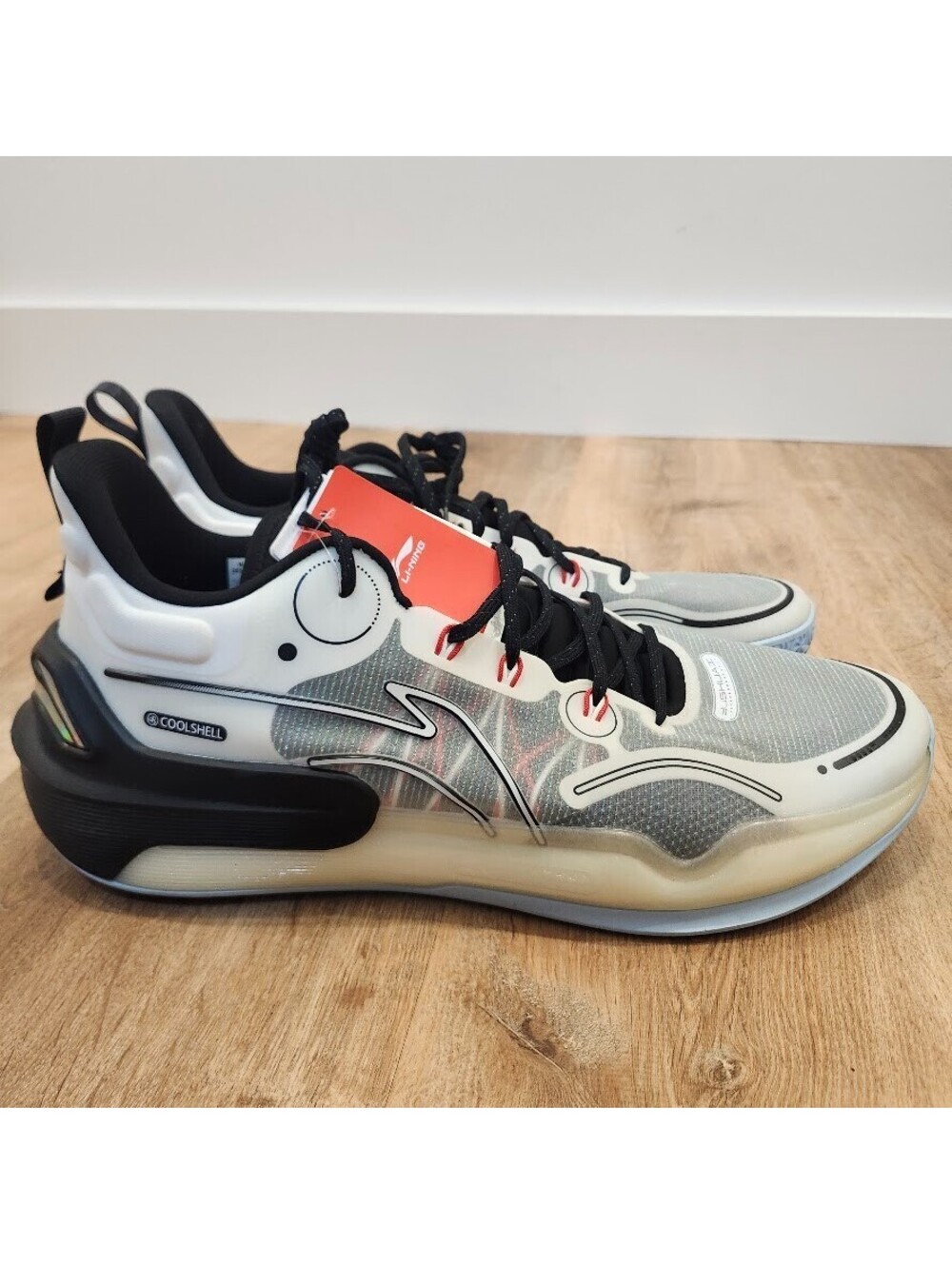 Li-Ning Yushuai 16 V2 Low Basketball Shoes Mens Sz 17 Black White Mesh NEW